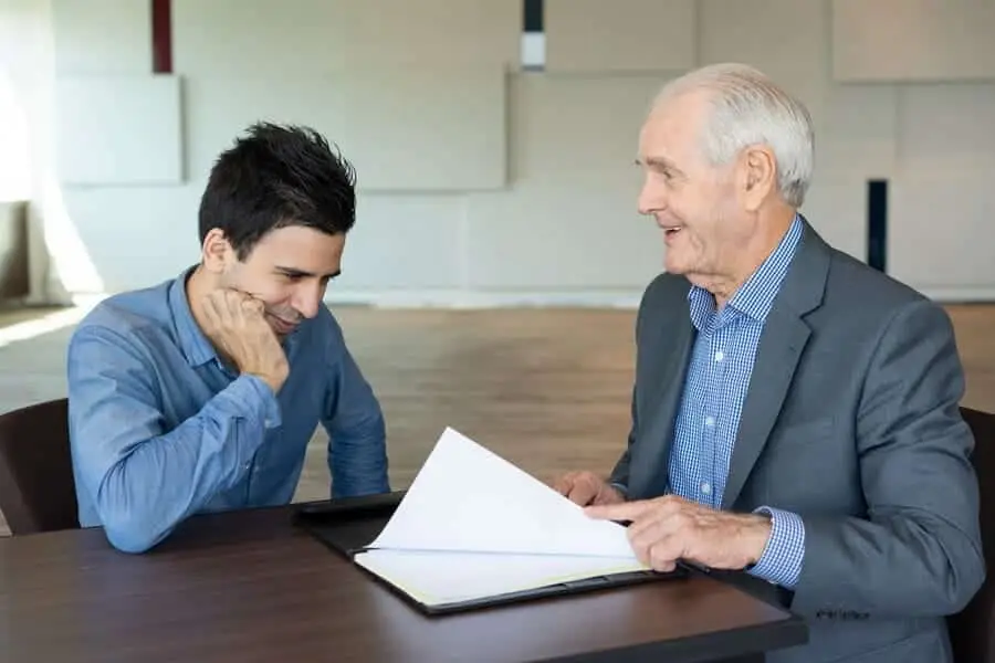 Sign A Contract: Avoid Hidden Legal Issues