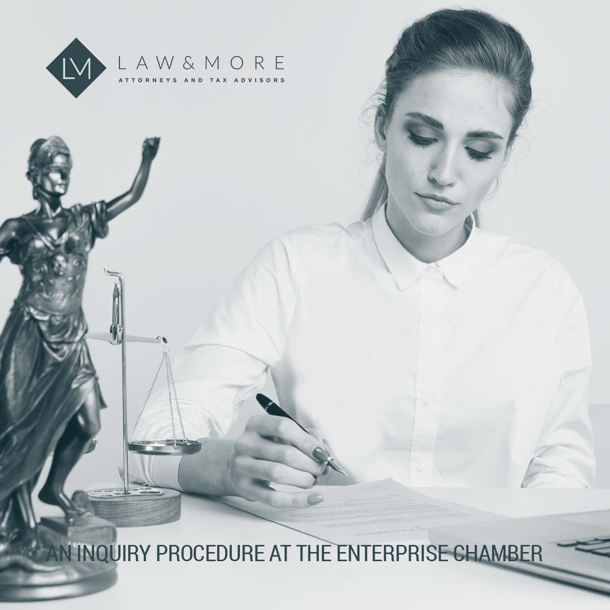 நிறுவன அறையில் ஒரு விசாரணை நடைமுறை